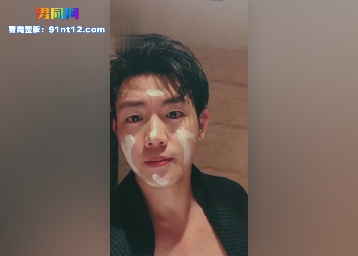 RNG英雄联盟中单选手 Tangyuan林宇鸿 被粉丝专访视频流出 自慰撸射大屌 真是场上比赛场下打枪忙不停 - 图8