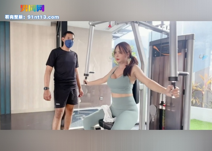 韩国极品巨乳TS yoshithunchanok 健身房诱惑大屌教练回房间 被拽着马尾高频后入打桩 - 图1