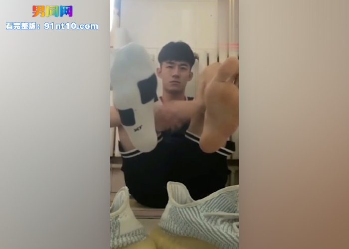 山东农业大学篮球体育生 袁重阳 专访撸射视频流出 大屌撸射求调教 反差形象惊爆网络 - 图8