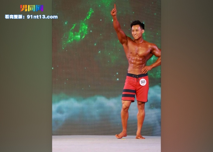 抖音网红 俊杰没肌肉 被女记者专访合集流出 天菜男模反差撸射调教引爆网络 - 图4