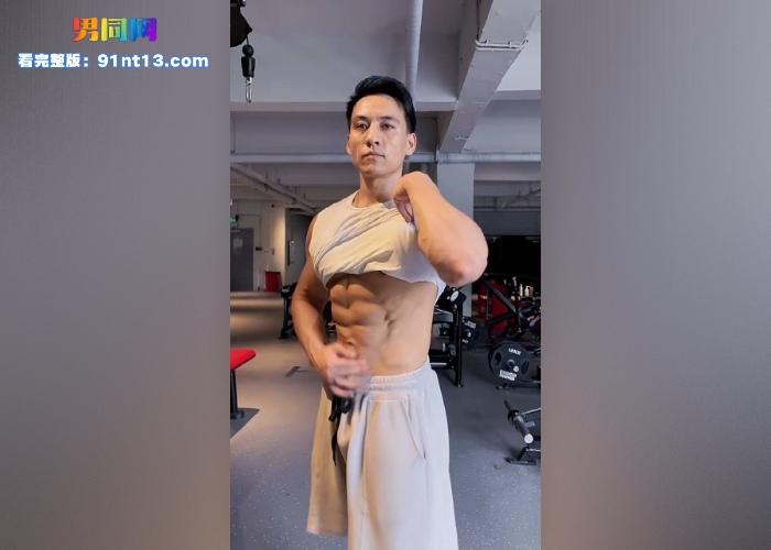 抖音网红 俊杰没肌肉 被女记者专访合集流出 天菜男模反差撸射调教引爆网络 - 图6