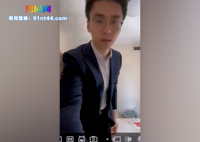 81.mp4000000.000WH700x500px