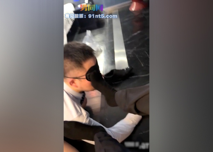 正装S熟男调教胖熊M 贱奴舔鞋吃袜吃脚 学狗叫臣服主人奴性十足 - 图7