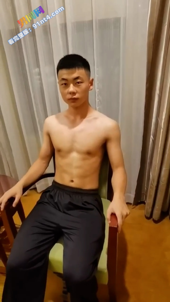 光头骚0花钱玩西安体育学院腹肌体育生 反差体育生从被调教到反客为主辱骂金主骚0 - 图5