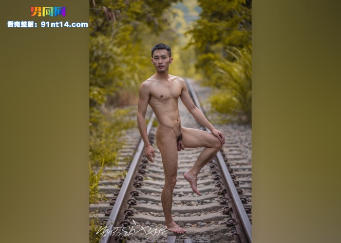 9WH700x500px