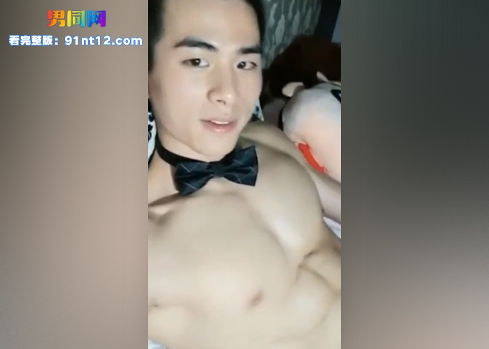 抖音健身网红 蜡笔爱吃刚 早期撸射吃屌专访视频流出 帅气反差撸射爆射浓精引爆健身圈 - 图7