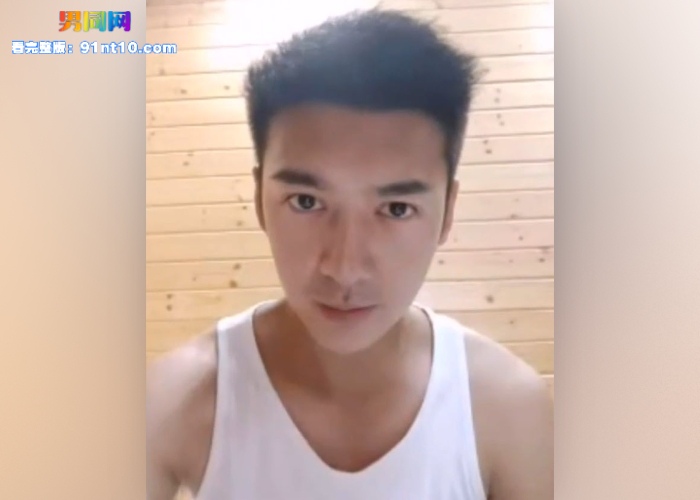 十八线演员 李鹤 撸射专访流出 外翻菊花看来平时没少挨操 小明星大弯屌撸射喷精传遍网络 - 图5