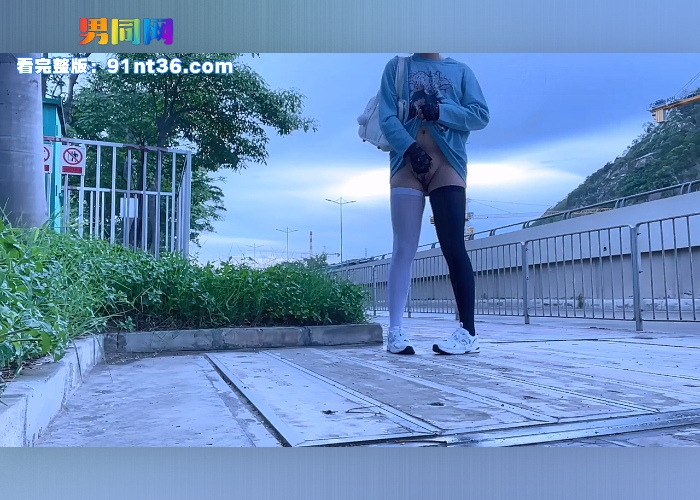 11.mp4000442.000WH700x500px