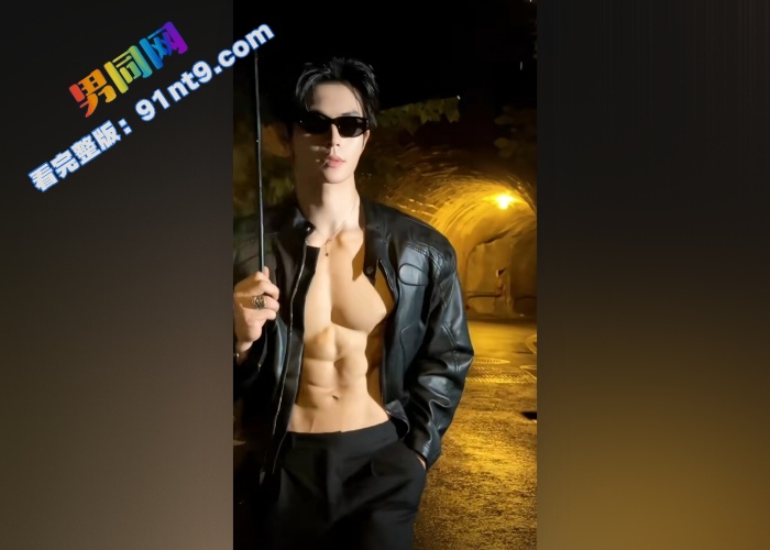 抖音网红 国家级运动健将 李思奇 专访视频流出 完美健身身材自慰撸射看得直让人流口水 - 图1