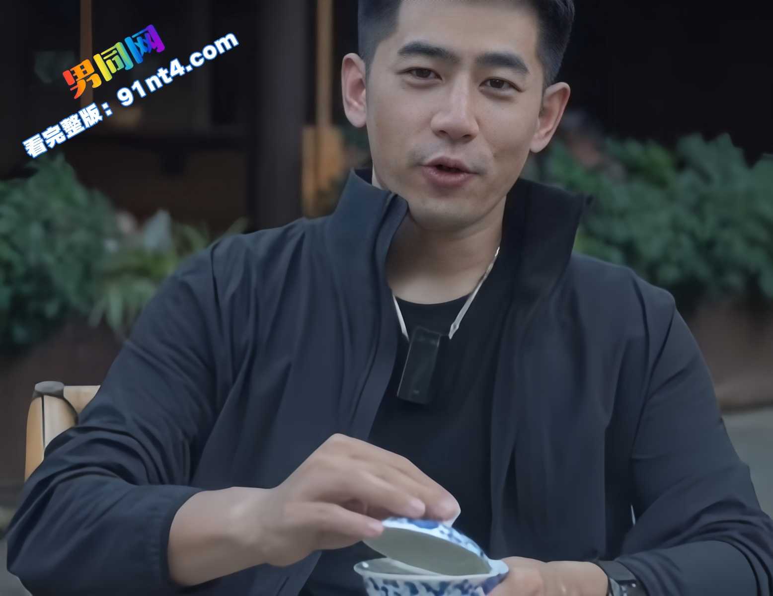 22万抖音网红 JFree 专访被录屏 女记者在线调情撸射 超帅健身博主骚浪反差火遍gay圈 - 图7