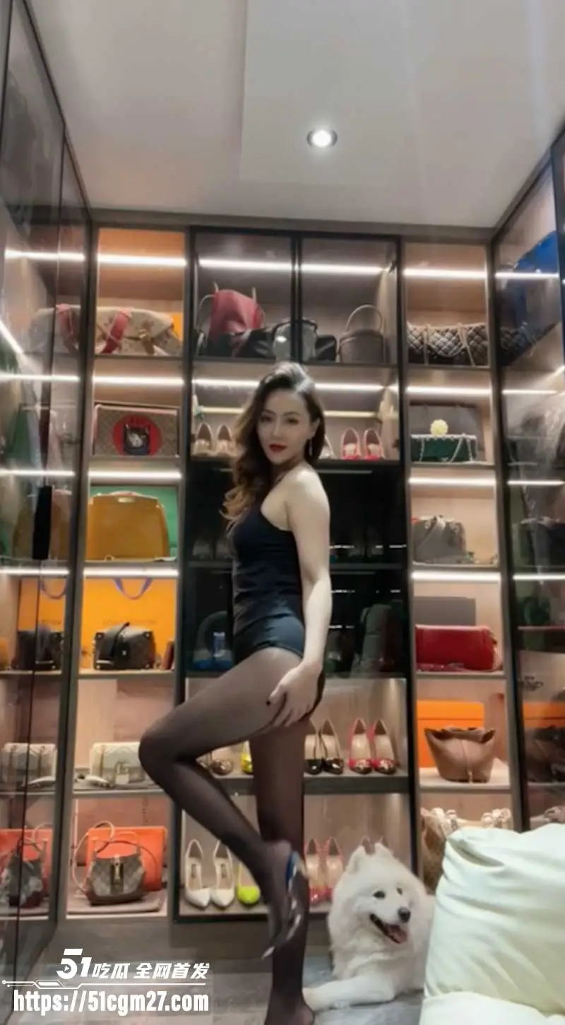 抖音网红少妇 韩文 福利合集 情趣丝足诱惑镜头 淫语挑逗骚浪娇喘让人难以自持！ 图4