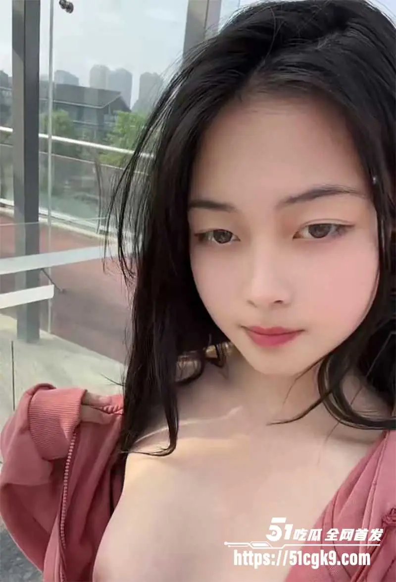 极品美少女 梦瑶 真空户外直播流出!甜美笑容性感肉体 淫媚与清纯的完美结合 全裸露奶露穴行走街头 超大胆! 图5