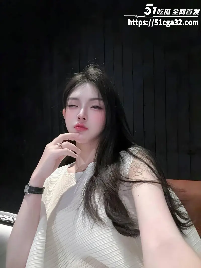顶级名媛 黄丽娜 做爱视频第二弹 黑丝渔网套装包裹曼妙肉体 花式体位做爱上演动作大片！ 图6