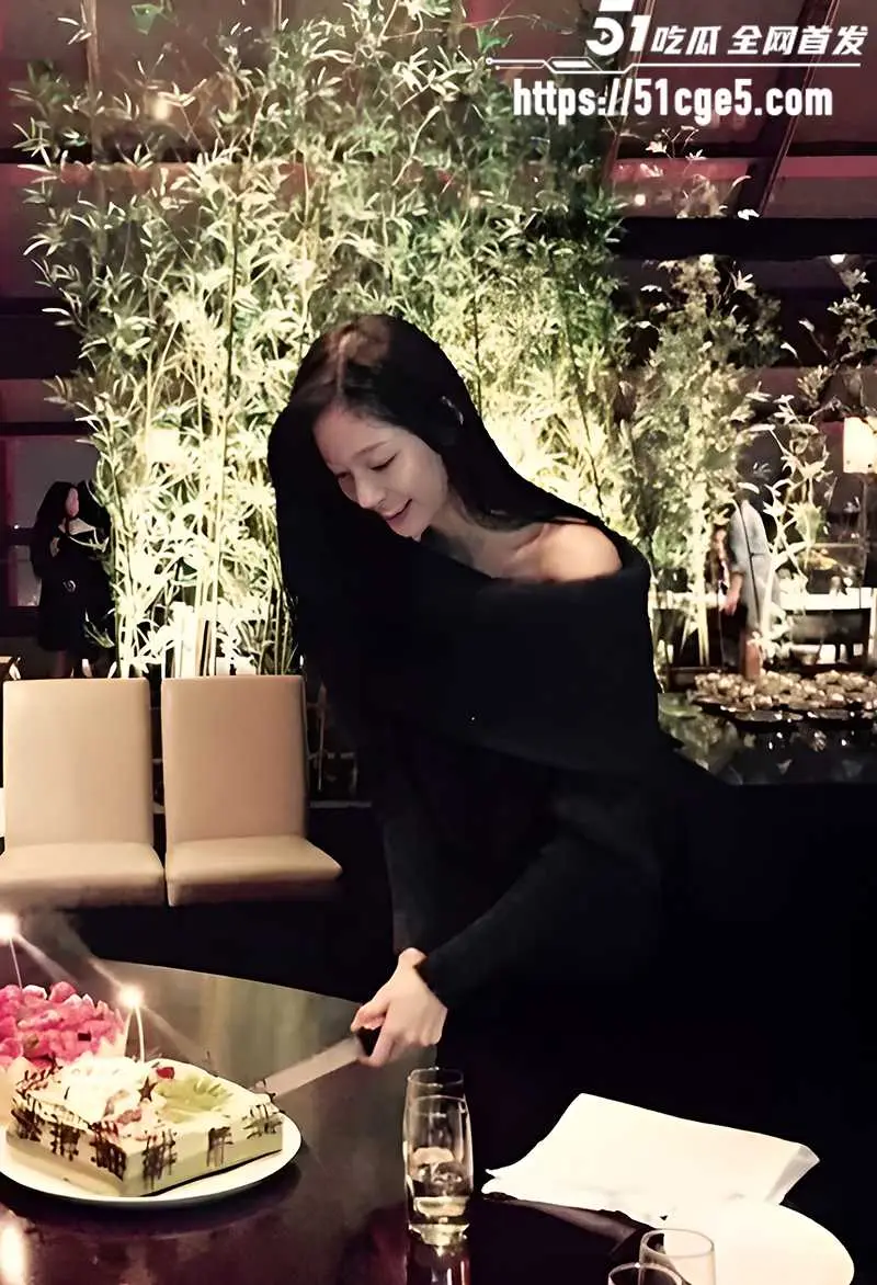 王一博被曝与綦美合隐婚生子 八年恋情各种铁证 更有不雅私拍 是真爱还是炒作? 图10