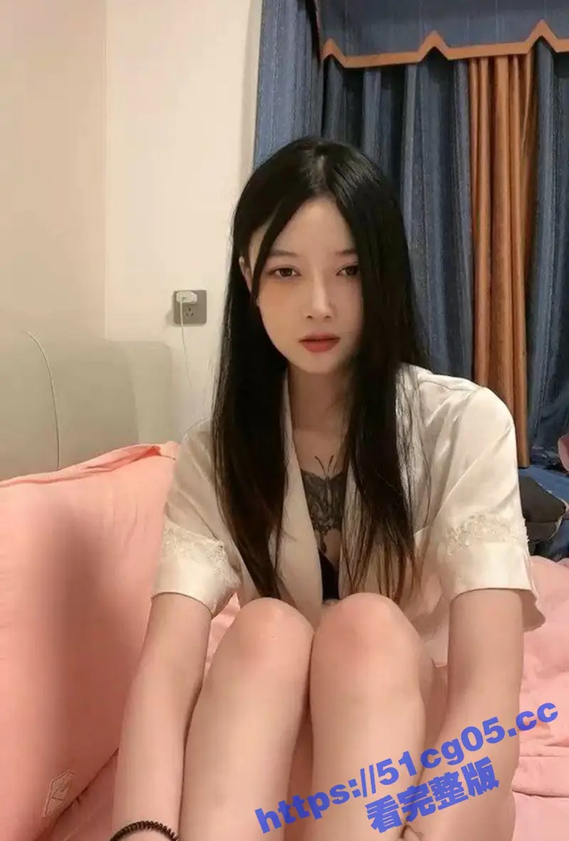 顶级校花颜值女神小蝴蝶会飞 下海黄播露脸收费房福利 大长腿道具自慰狂插 女仆情趣装真的爱了! 图1
