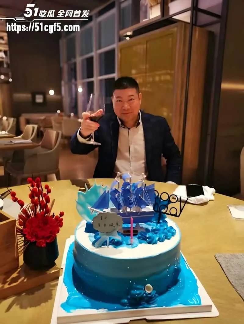 武大校花 张舒丹 与深圳基金CEO李平闪婚33天 骗钱骗房破坏刹车片 险些害人丧命! 图6