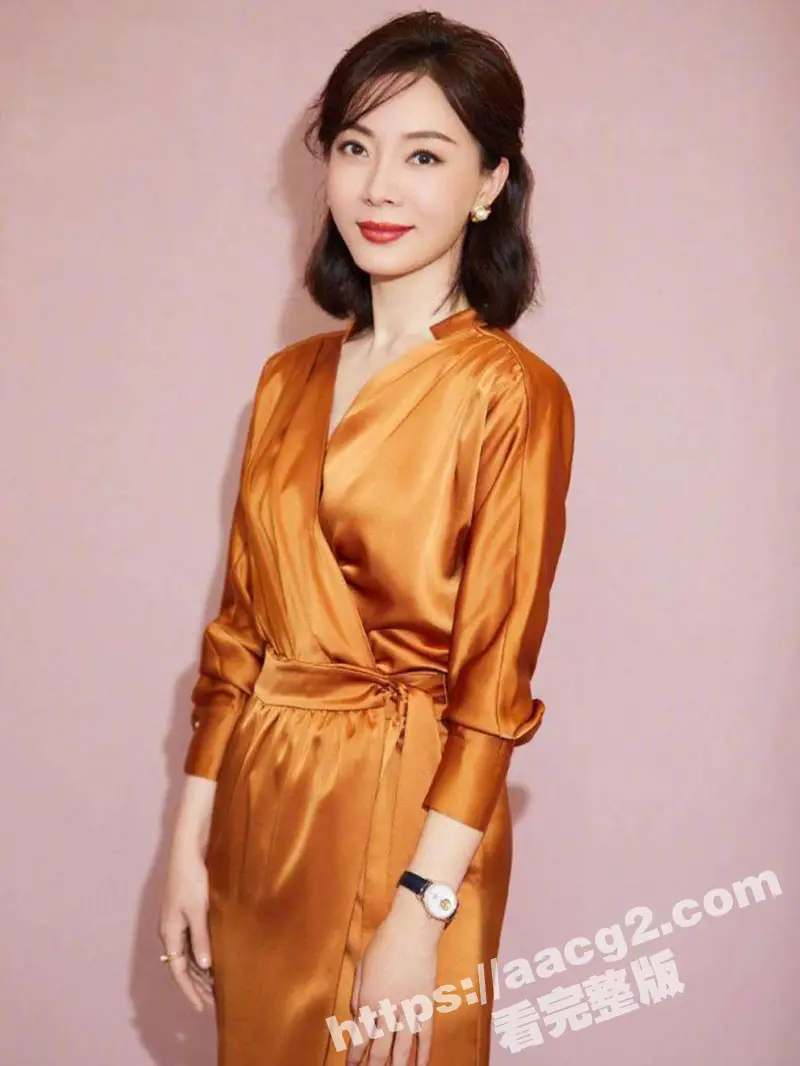 娱乐圈演员 陈数 深夜酒店约会年轻小鲜肉被拍 流出其不雅视频在网上疯传引发热议! 图4