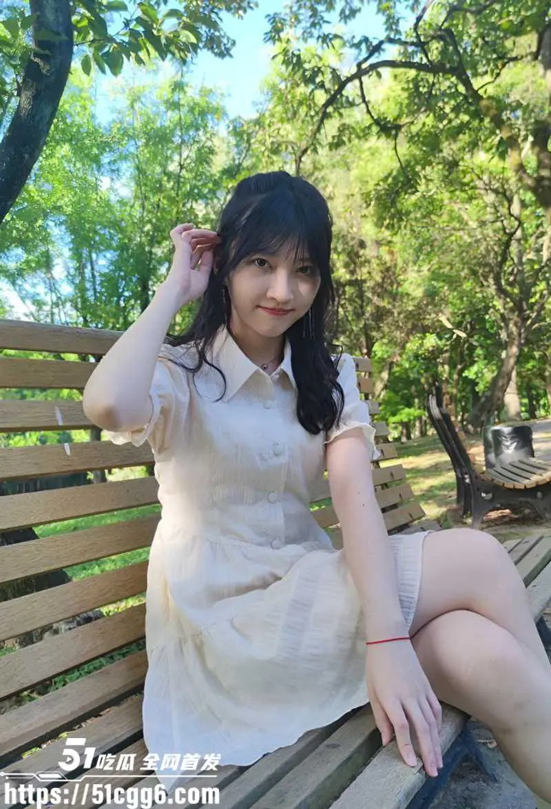 山东俏丽幼师 许晴 情侣性爱私拍流出 男友SM绳缚深喉狂抽猛送 年度最骚幼师非她莫属！ 图2