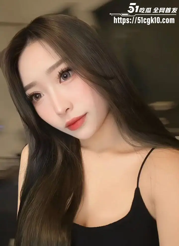 北京电影学院 邓芊芊 清纯女神私密做爱视频流出 丰满美乳傲然挺立 蜂腰翘臀极致淫骚! 图1