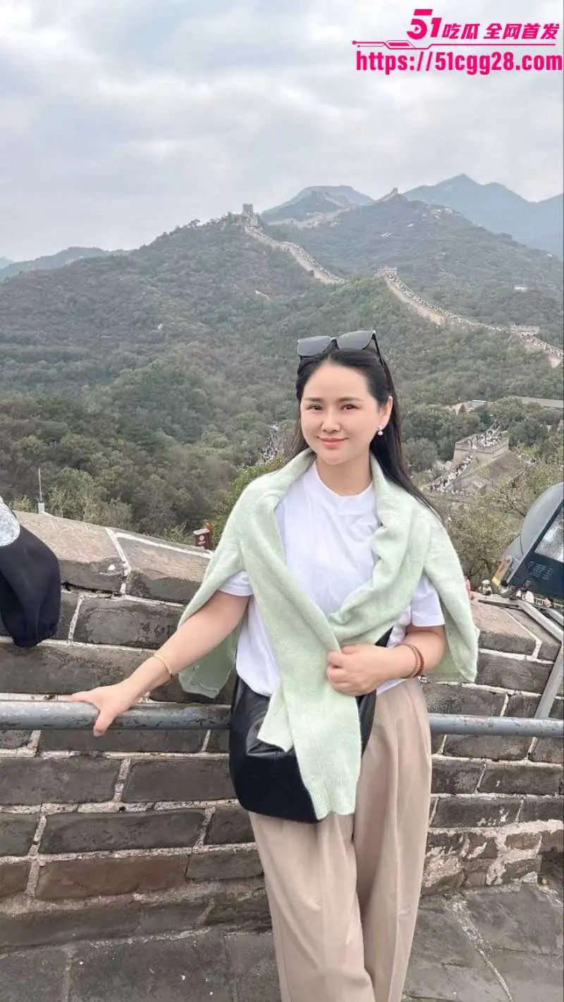江苏南京牙科销售 潘华莉 为取悦炮友出钱倒贴 竟抛夫弃子与其同游 拍淫片留念被曝光! 图4