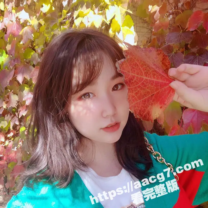 福建厦门大学 何玥桐 丰满大奶学生妹 给网恋对象发裸照 结果裸聊视频遭渣男曝光 图1