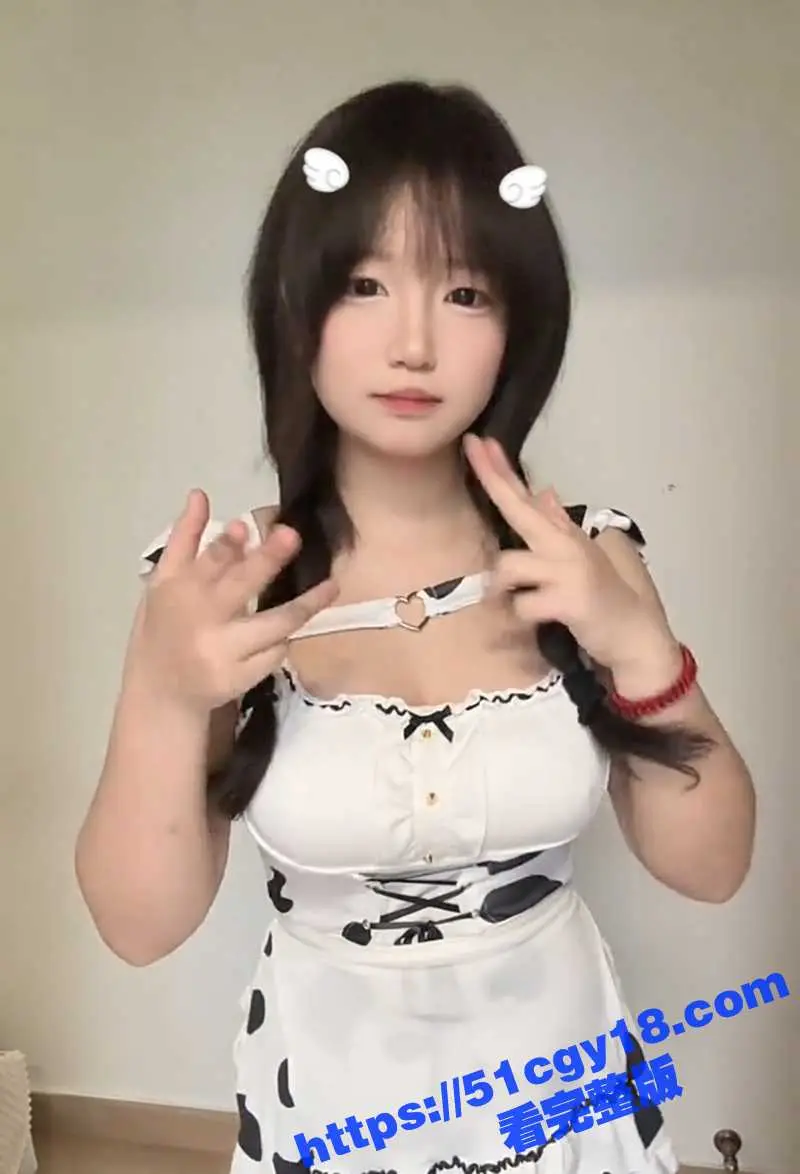 抖音巨乳网红 纸相册 私定视频!清纯萌妹变淫骚母狗 赤裸秀奶掰穴抠逼 反差炸裂! 图10