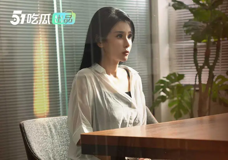 51吃瓜出品 暑假档热剧《警花张津瑜》上线啦!看堕落天使,如何开启复仇大戏!1-3集已更新 图2