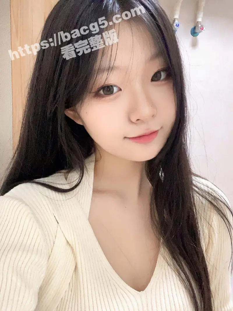 极品反差女大学生 塔塔 自爆调教视频 道具捆绑露出自慰 低贱爬行跪求吃鸡 母狗属性拉满 图1