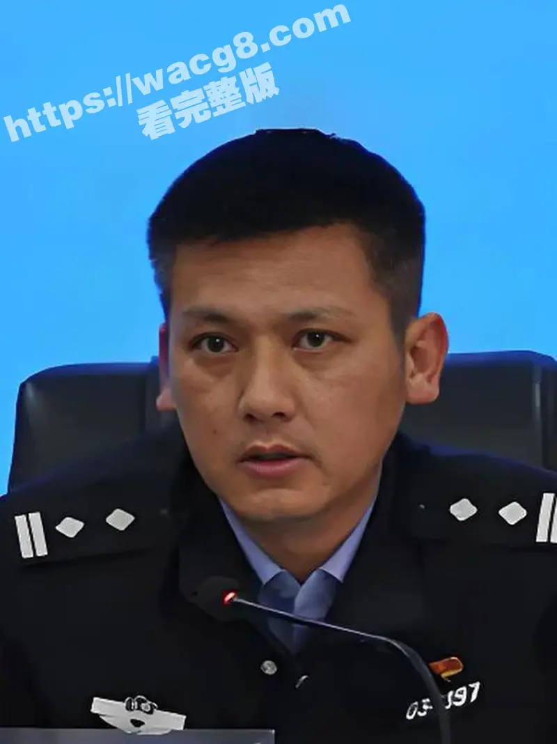 云南省泸西县公安局 副局长余张 婚内出轨24岁女辅警 美女发现被其欺骗自杀不成反将其举报! 图5
