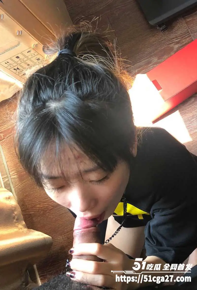 推特博主 小川大王 超淫约炮视频合集流出 众多美女被玩成精盆母狗 SM调教3P乱交 无套爆操尺度拉满! 图7