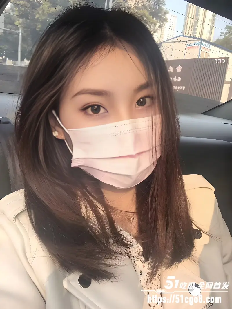 安徽巨乳新娘 刘婷 出轨视频 贪婪舔舐玉足足交 后入打桩操的穴肉翻飞! 图1