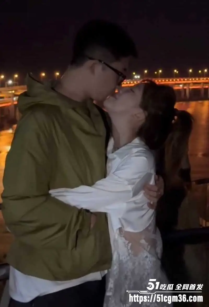百万女网红 刘老大 家暴戏反转 和出轨老公堂弟玩乱伦 偷情视频淫到炸 图12