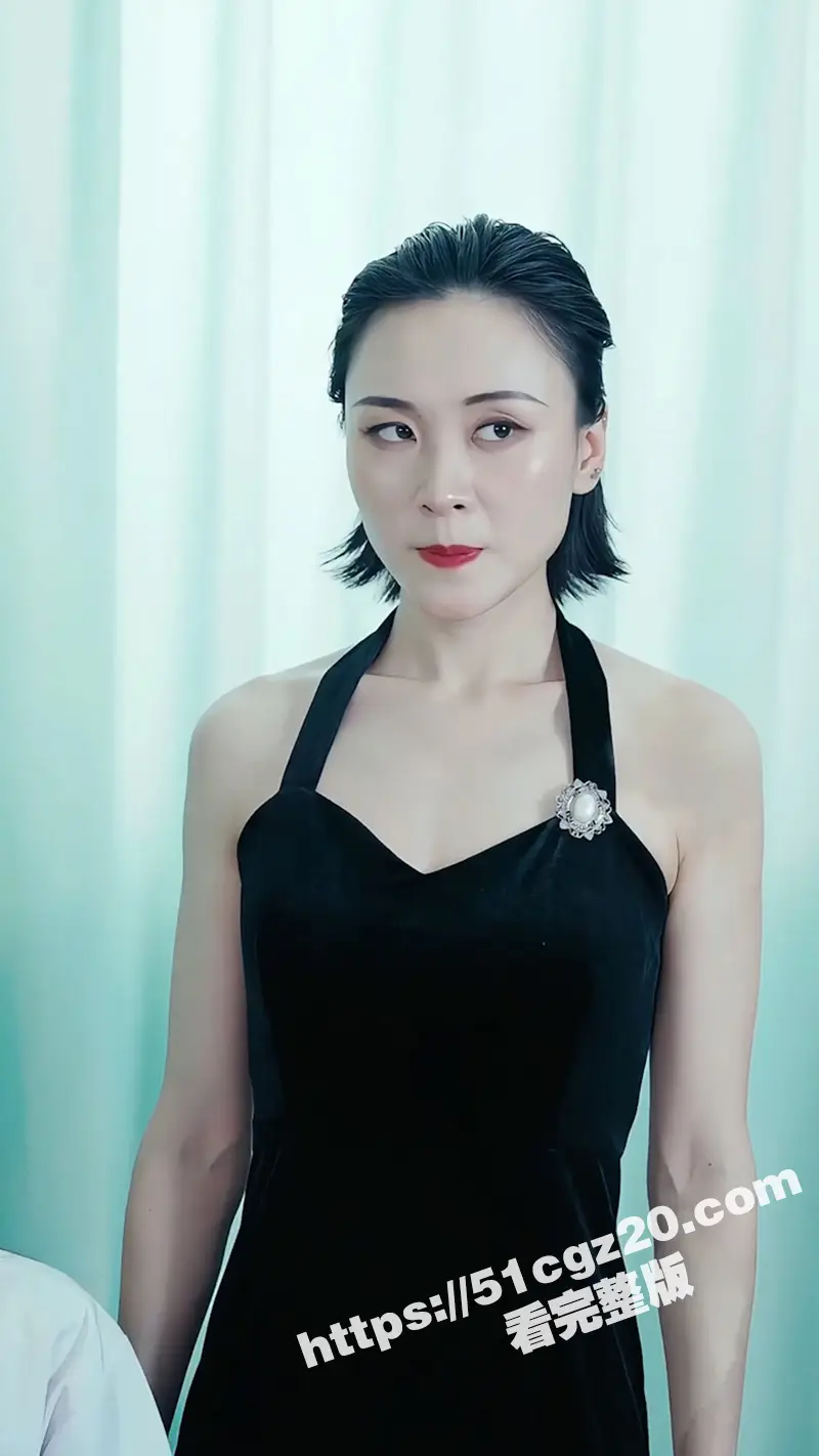 每日短剧《狱隐神医》神医为爱入狱 出狱归来未婚妻竟跪舔首富! 图1
