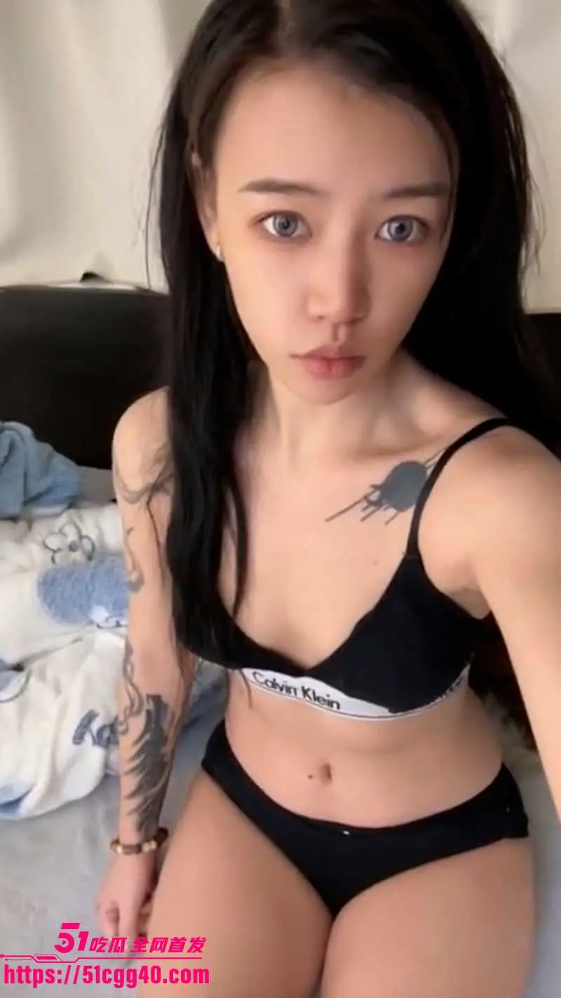 吉林省96年女神 杨晨曦 为了买包私拍视频被金主曝光 全裸洗澡到自慰喷水 直戳原始冲动! 图2