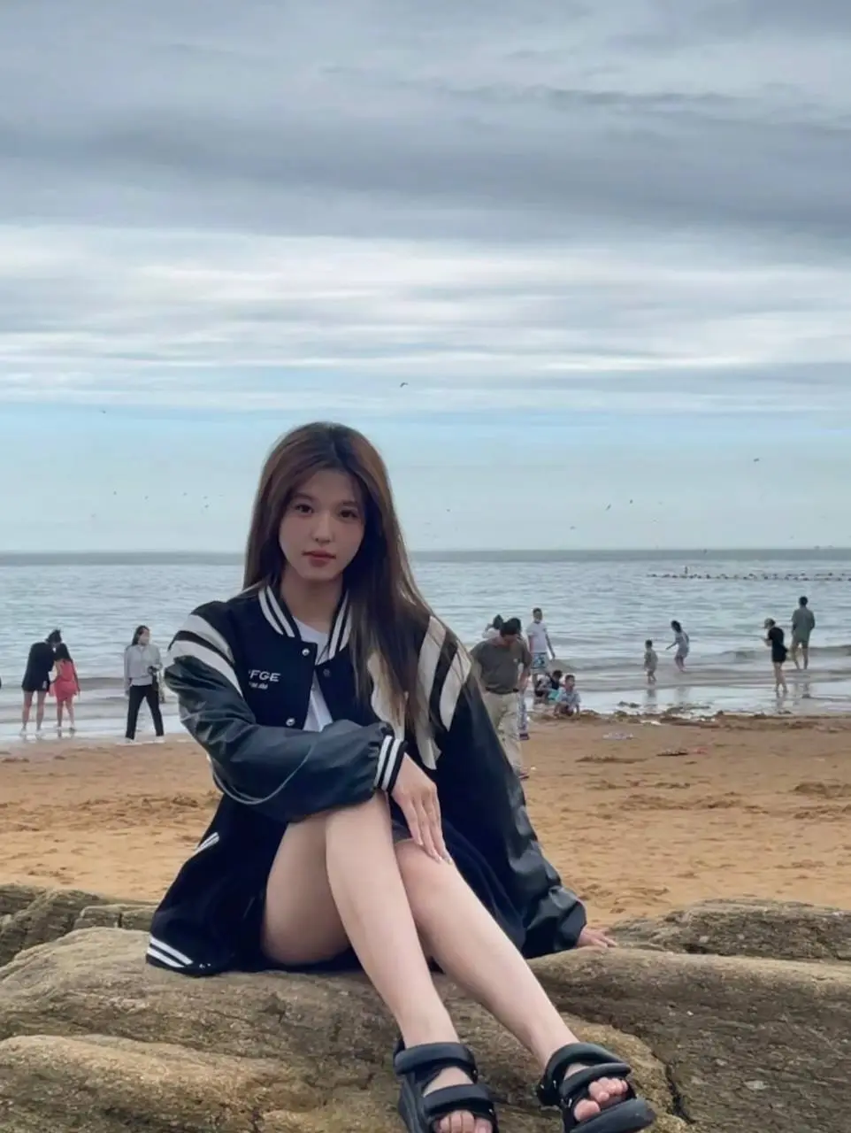 山东青岛女大 赵卿爽 性爱视频 露脸口交掰穴展示 无限打桩爆操白浆四溢! 图2