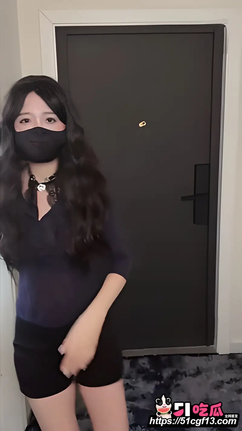 网黄女神 桥本香菜 最新作品 性感美足按揉大屌 桌上无套操穴中出精液直流 图2