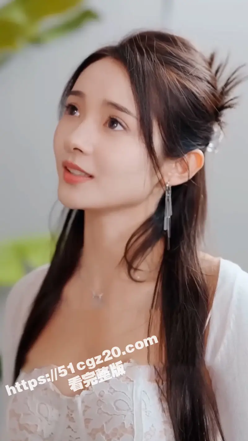 每日短剧《北斗之尊》入赘豪门当保安 未婚妻嫌弃我身份低微 却不知我才是她最崇拜的龙皇! 图2