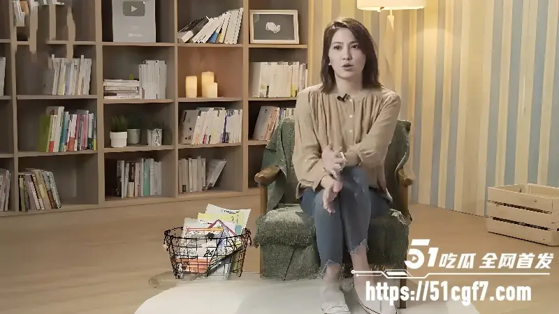 性爱导师 许兰芳 传授性爱错误示范 千万不要一边摸阴蒂一边抽插 AV男优专属技能 图1
