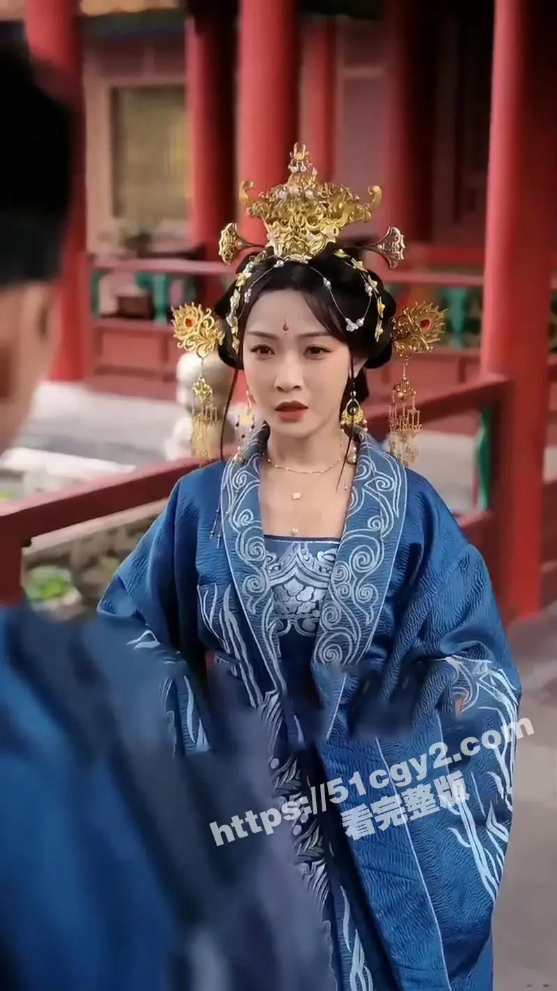 每日短剧《看我降服暴力女帝》小伙手握无限宝石古今来回穿越 直接拿AK47比武招亲! 图4