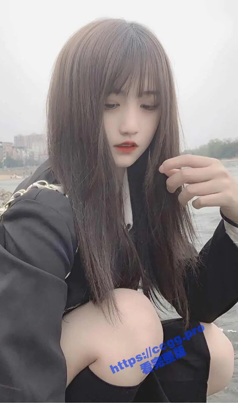 超粉嫩白虎美女!富二代调教私人玩物 乖巧可爱 又纯又欲 萌萌的外表下渴望狂野的性爱 【25分钟】 图1
