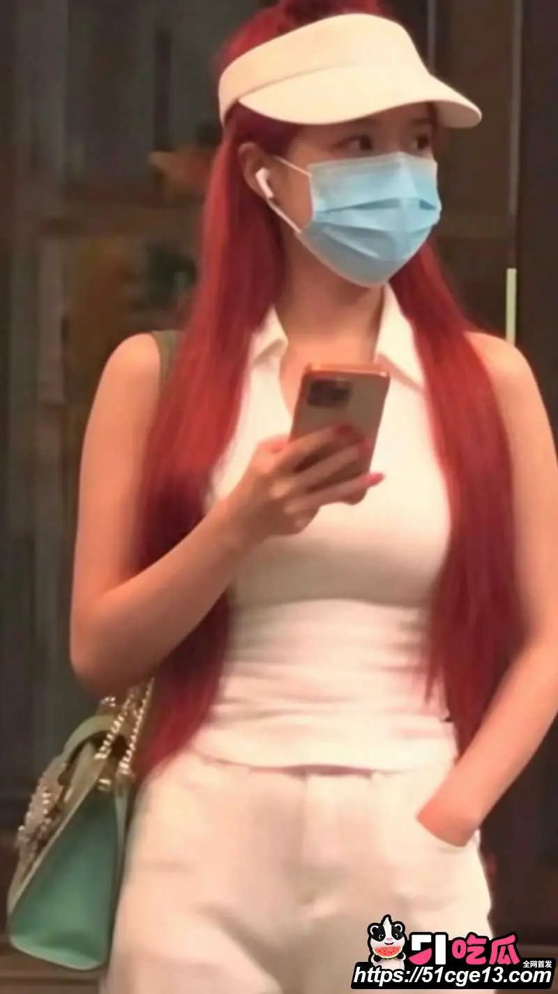 包贝尔出轨后续曝光 与红发女子二胎期间就相识 老炮新打再度登顶热搜! 图3