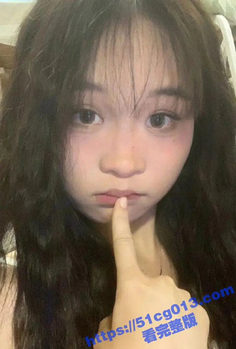 江西师范大学大二妹子 尪国丛 被前男友曝光！长相清纯但特别反差 钟爱口交随时随地都想吃鸡巴！ 图2