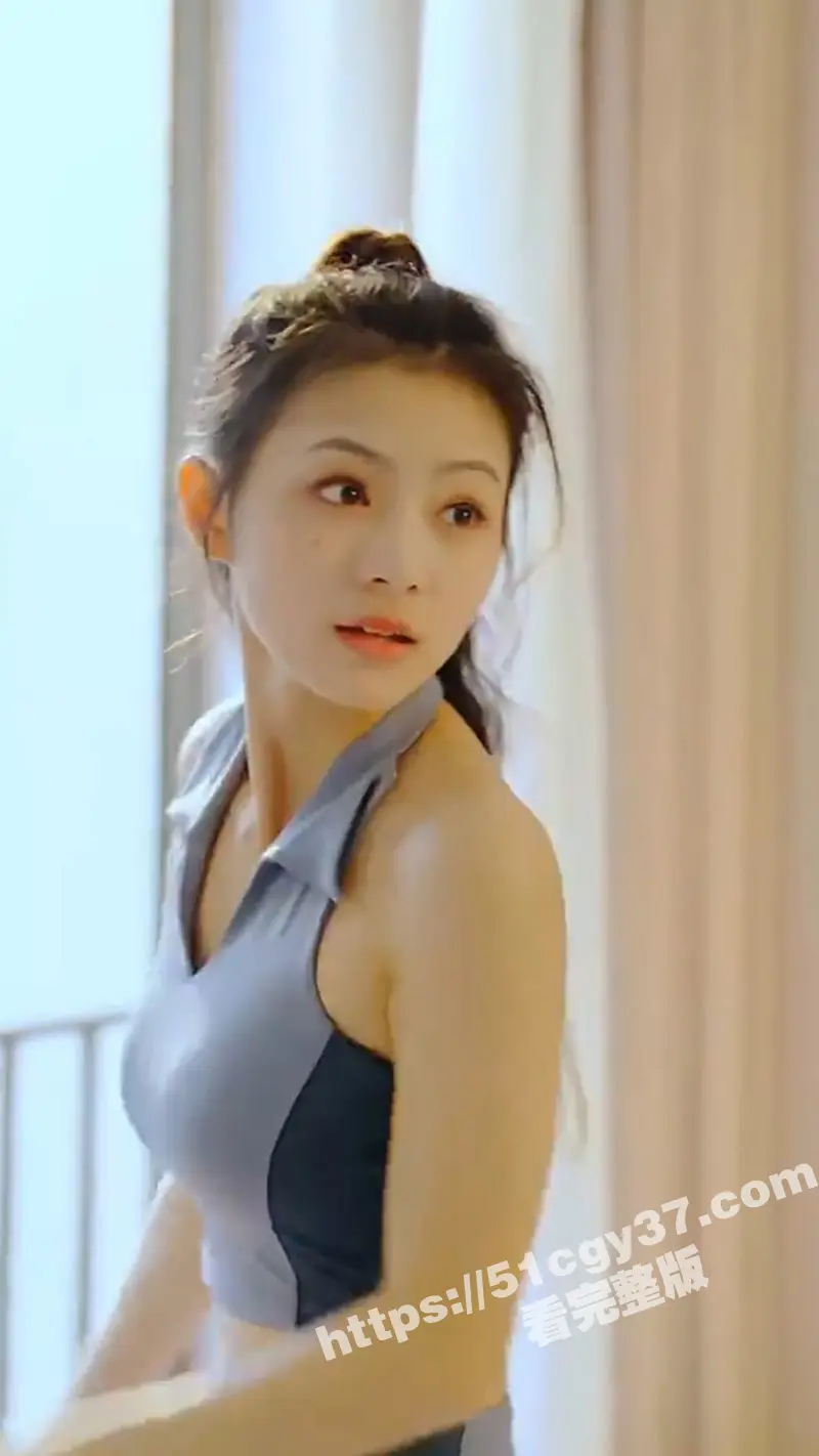 擦边短剧《我的美女室友》许茂从梦想到煎熬 与多位美女合租的真实体验! 图1