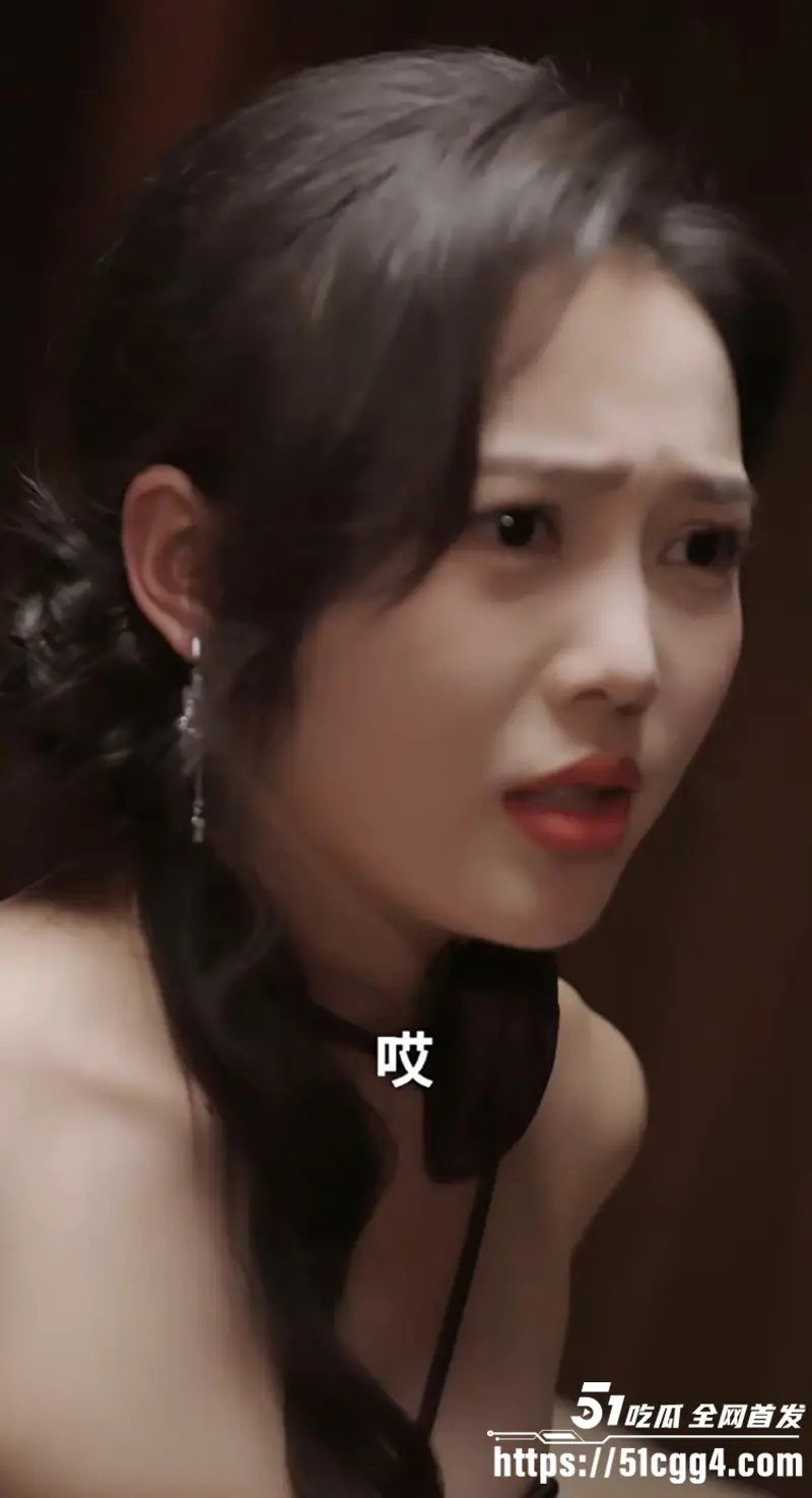 擦边短剧《人间值得》隆重上线 看乡下小伙如何一步一步彻底拿下母女双飞！ 图3