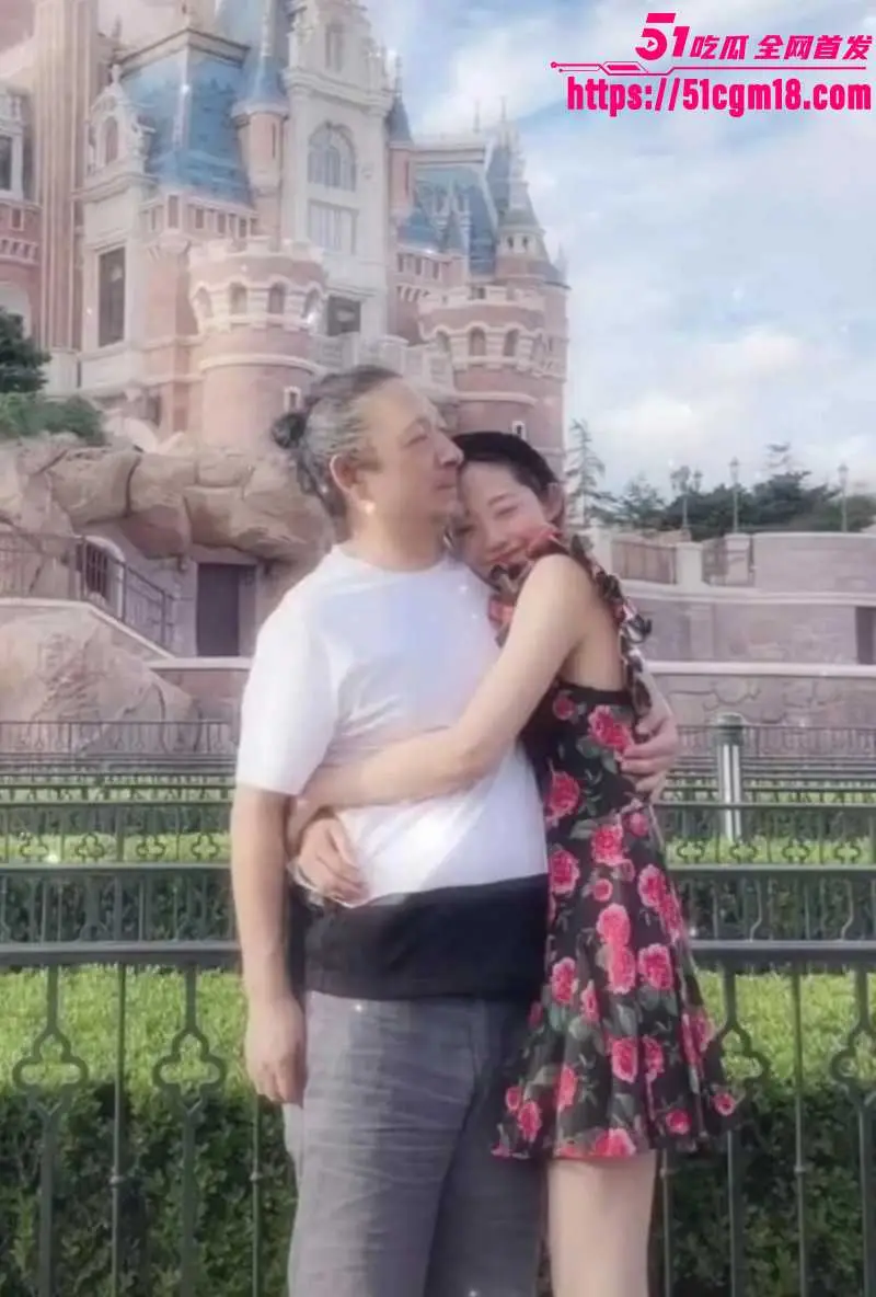 内地狂野女王 万千惠 回归娱乐圈引发舆论 负债千万养老公 裸照当迎宾照震碎网友三观！ 图4