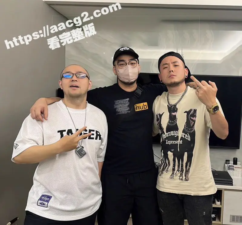 台湾肥宅约炮专家 死肥宅教你有屌有女人 做黄网一样可以致富 付费资源兄弟们免费看 图2
