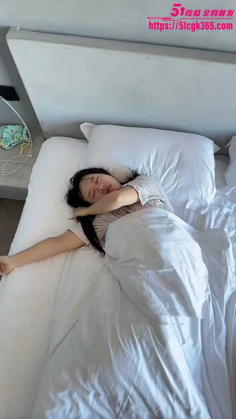 抖音400w粉网红 树莓 人设崩塌 弃养宠物约炮出轨 19岁辍学小妹与27岁无业游民 爱情故事震碎三观! 图12
