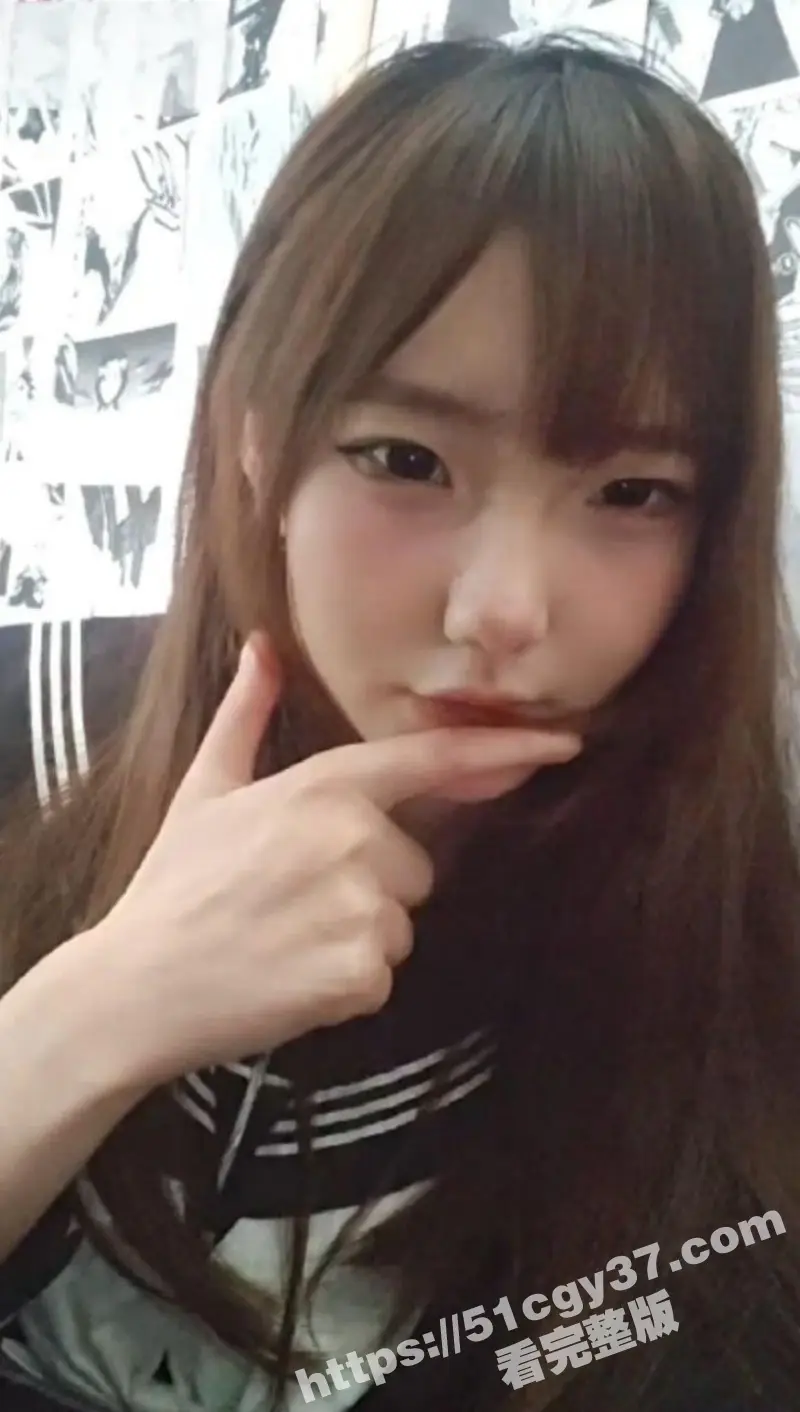 湖北咸宁崇阳县拜金女 徐然 背着男友出轨网恋奔现 被假富二代爆操一顿后无情曝光! 图1
