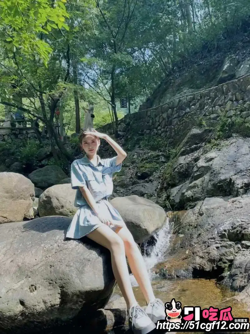 广东反差学生妹 周晓恩 约炮私拍 穿女仆装捣穴自慰 骑乘榨精表情风骚 天生的卖逼圣体! 图4