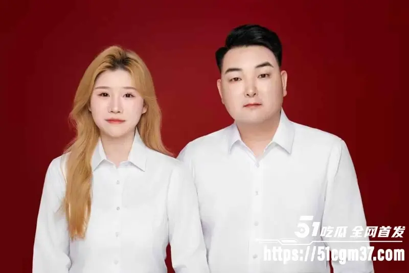 河南开封 郭绮彤 老赖裸贷曝光 骚货全裸姨妈期自慰 一逼鲜血淫荡至极！ 图5
